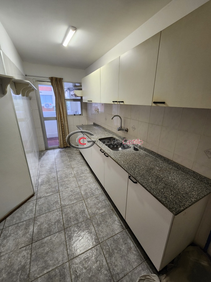 Apartamento ID.130 - A PASOS DE LA PLAYA POCITOS