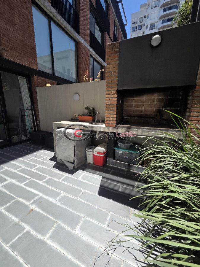 Apartamento ID.180 - Duplex De 1 Dormitorio Y Parrillero Propio