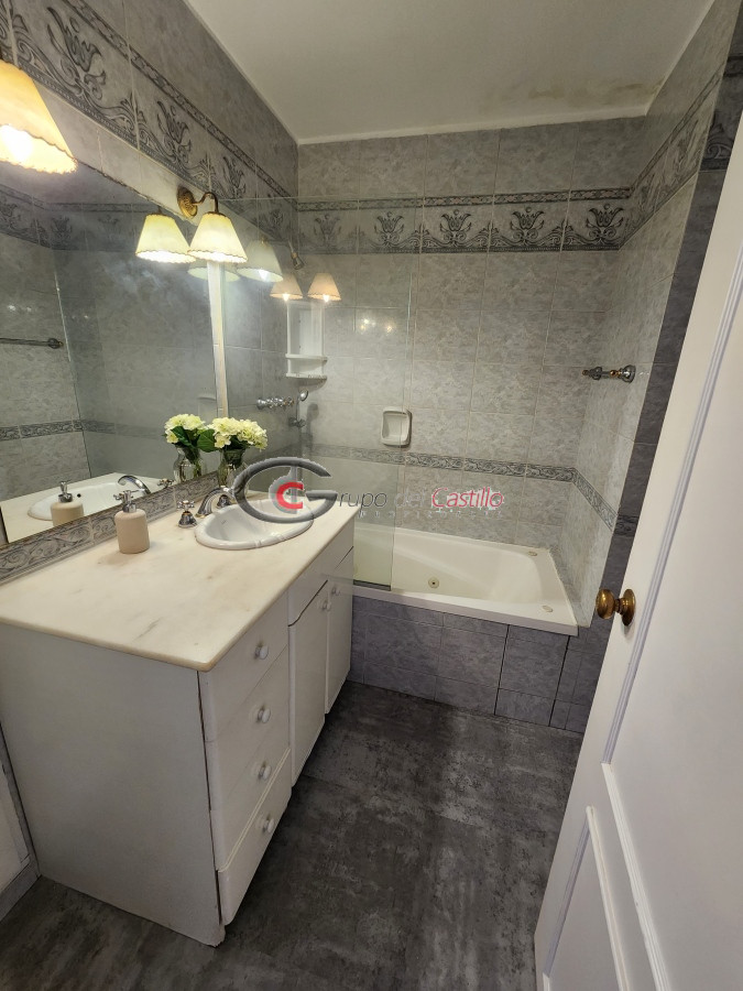 Apartamento ID.141 - EXCELENTE APARTAMENTO FRENTE AL MAR