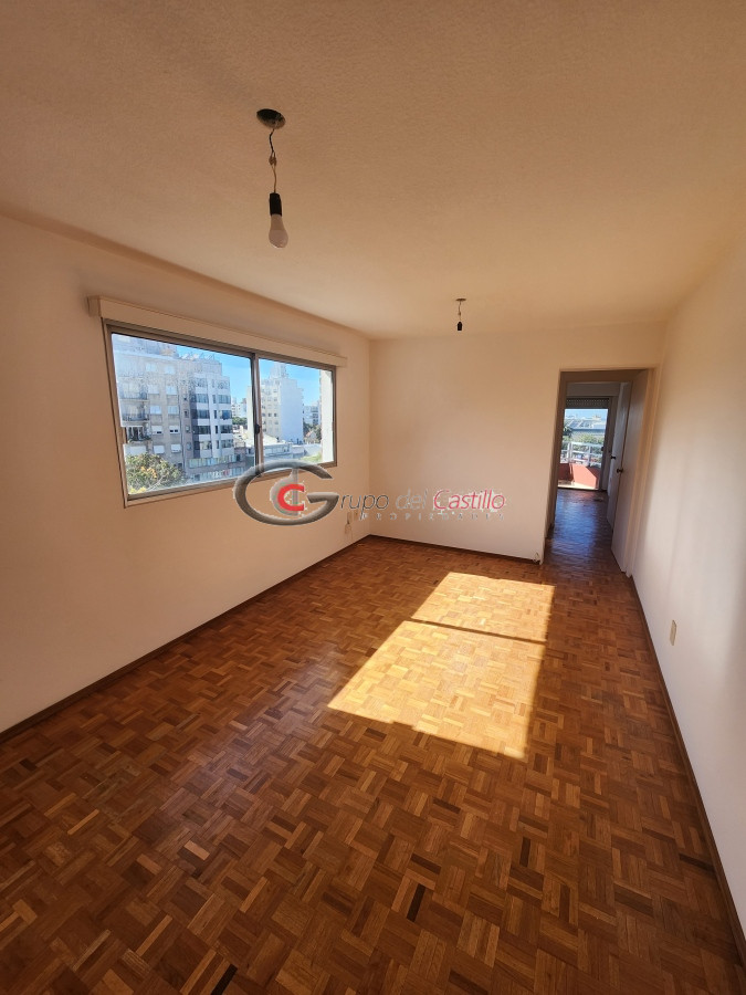Apartamento ID.138 - A PASOS DEL SHOPPING DE PUNTA CERRETAS