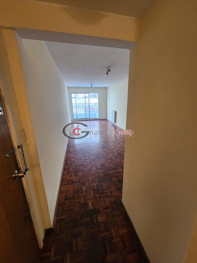 Apartamento ID.130 - A PASOS DE LA PLAYA POCITOS