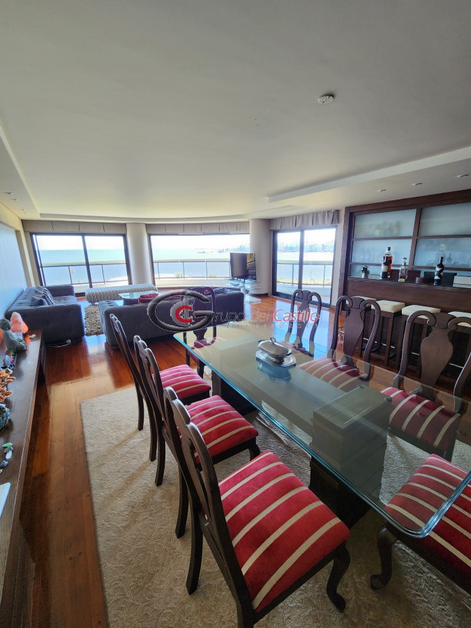 Apartamento ID.128 - EXCELENTE APARTAMENTO DE CATEGORIA FRENTE AL MAR