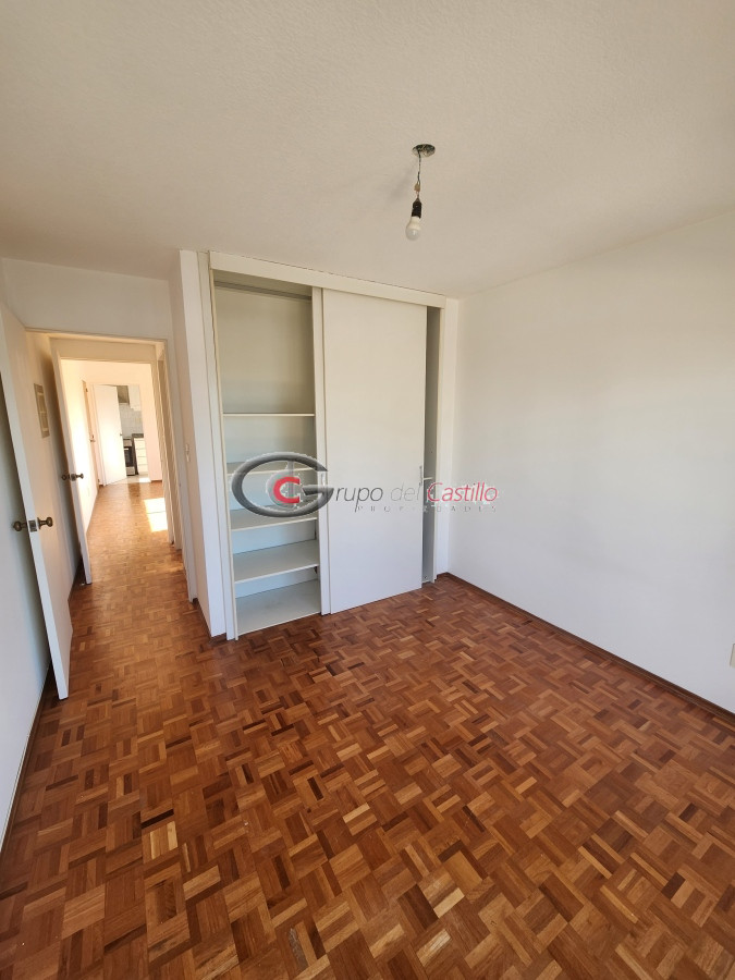 Apartamento ID.138 - A PASOS DEL SHOPPING DE PUNTA CERRETAS