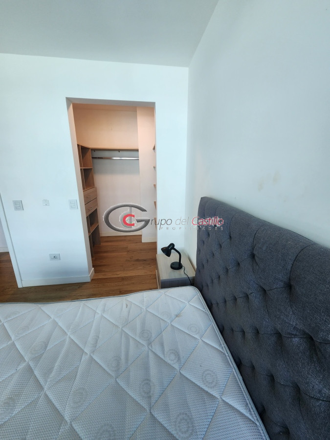 Apartamento ID.135 - Edificio FORUM Moderno Sobre La Rambla