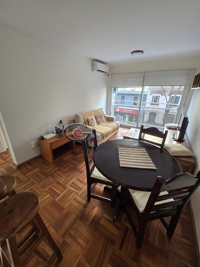 Apartamento ID.170 - A Pasos De La Rambla Todo Equipado