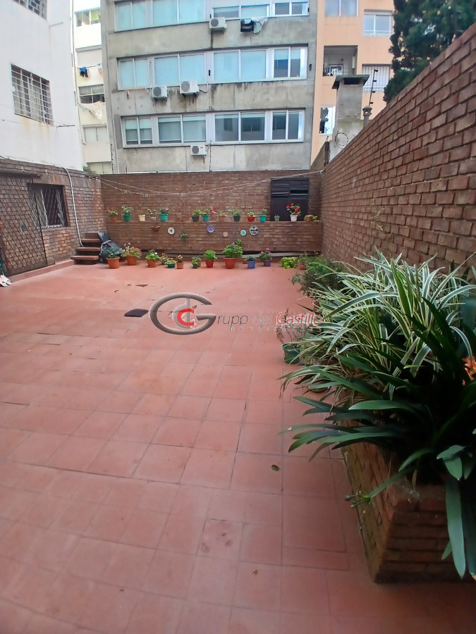 Apartamento ID.164 - Excelente Planta Frente Al Parque Biarritz Con Un Patio De 70 Mts