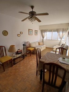 Buen Apartamento Sobre La Calle Rivera A Cuadras De Av.soca