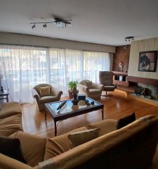 Excelente Planta Frente Al Parque Biarritz Con Un Patio De 70 Mts