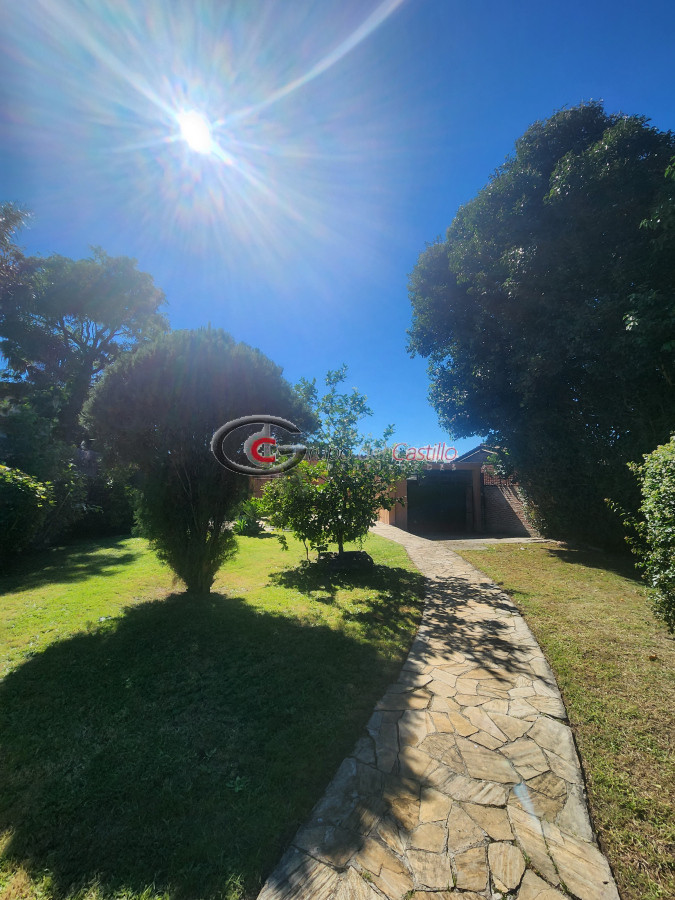 Casa ID.160 - Excelente Casa A Pasos Del Parque Prado