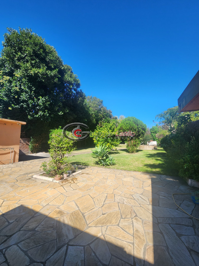 Casa ID.160 - Excelente Casa A Pasos Del Parque Prado