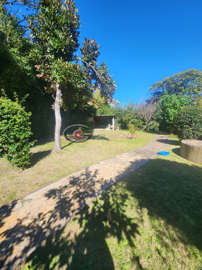 Casa ID.160 - Excelente Casa A Pasos Del Parque Prado
