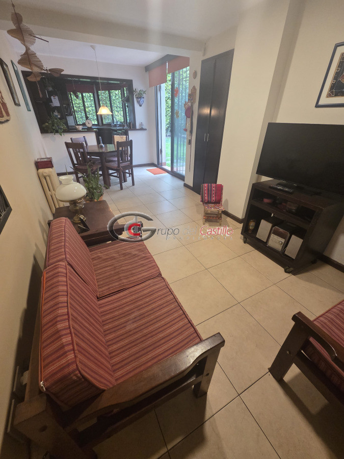 Casa ID.177 - EXCELENTE CASA PARA OFICINA U CONSULTORIOS