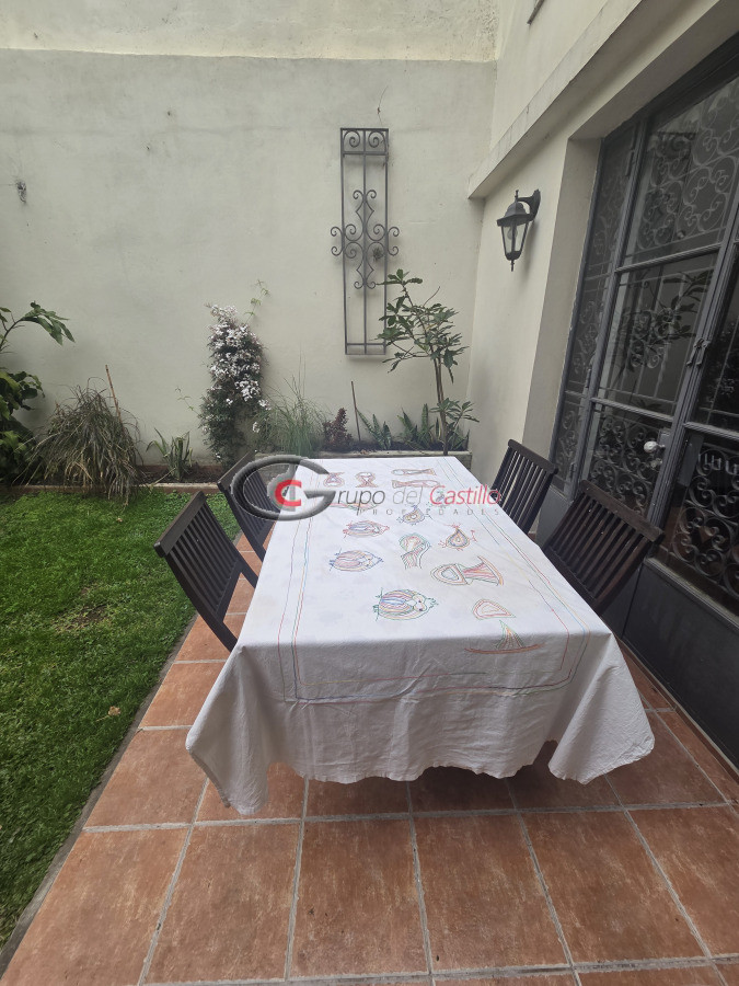 Casa ID.177 - EXCELENTE CASA PARA OFICINA U CONSULTORIOS