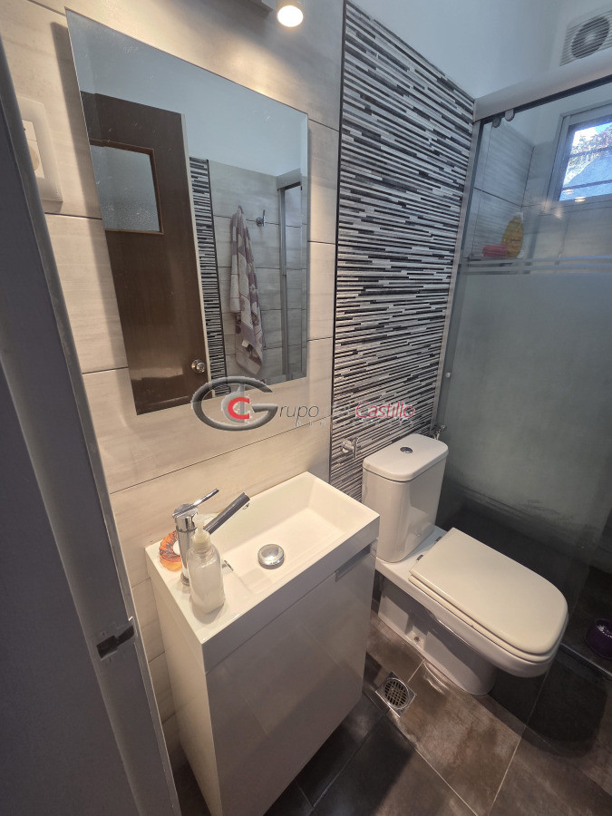 Casa ID.178 - Padron Unico En 2 Plantas En Una Inmejorable Zona De Punta Gorda