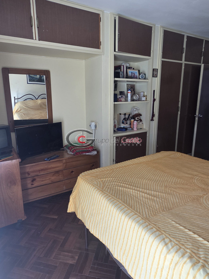 Casa ID.178 - Padron Unico En 2 Plantas En Una Inmejorable Zona De Punta Gorda