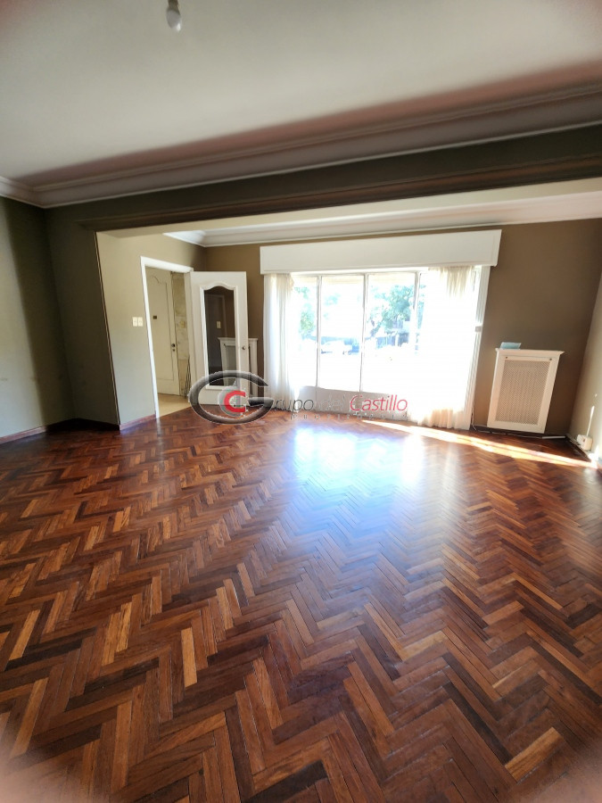 Casa ID.110 - BR ARTIGAS A METROS DEL CLUB DE GOLF