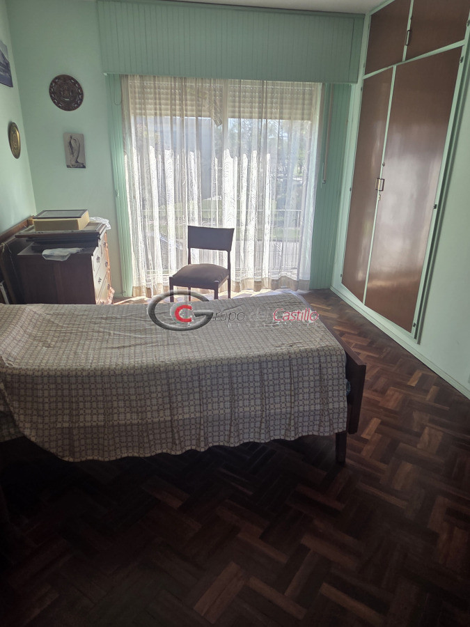 Casa ID.178 - Padron Unico En 2 Plantas En Una Inmejorable Zona De Punta Gorda