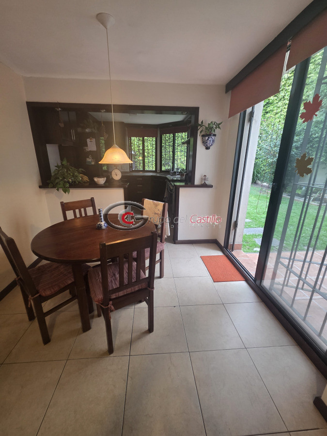Casa ID.177 - EXCELENTE CASA PARA OFICINA U CONSULTORIOS