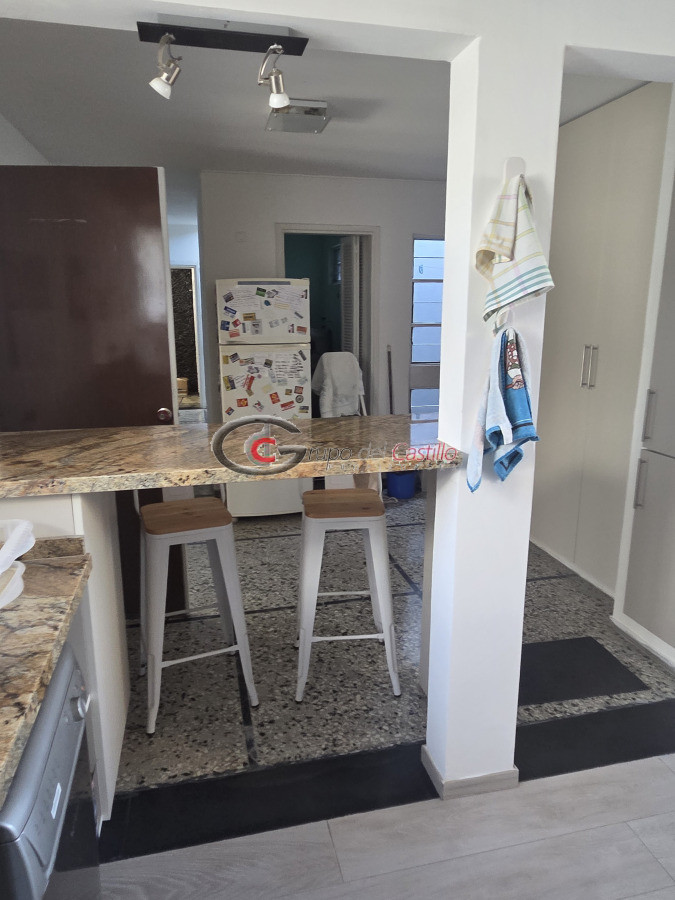 Casa ID.178 - Padron Unico En 2 Plantas En Una Inmejorable Zona De Punta Gorda