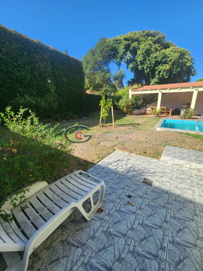 Casa ID.168 - Excelente Casa Punta Gorda Con Barbacoa Y Piscina