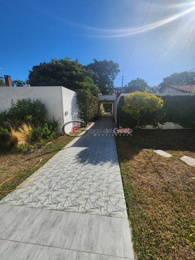 Casa ID.168 - Excelente Casa Punta Gorda Con Barbacoa Y Piscina