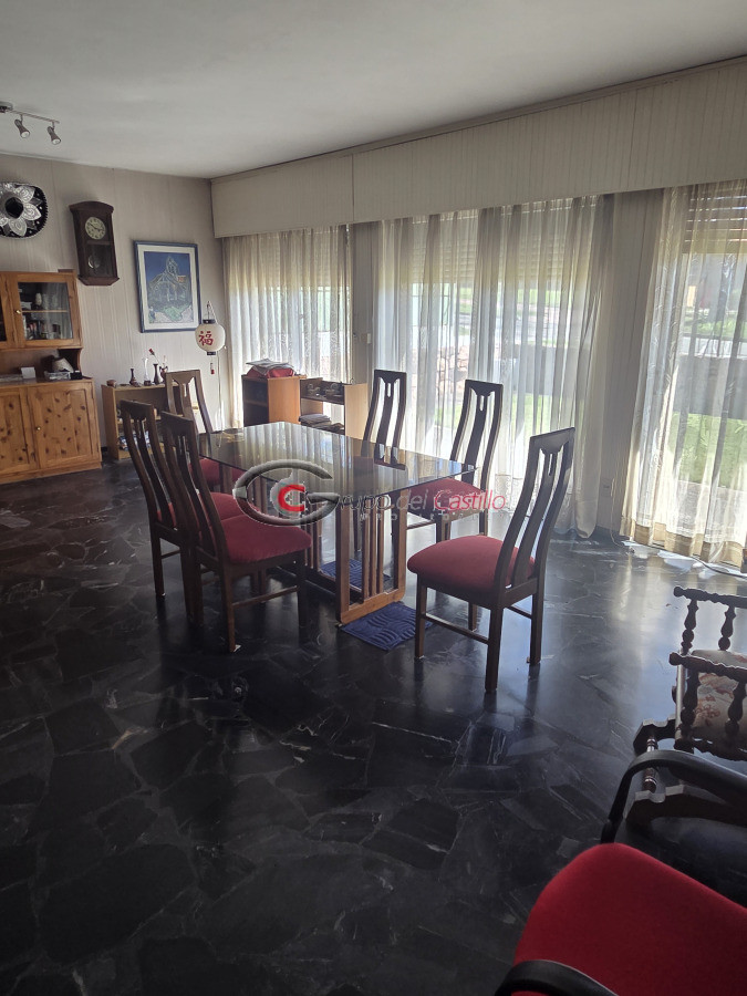 Casa ID.178 - Padron Unico En 2 Plantas En Una Inmejorable Zona De Punta Gorda