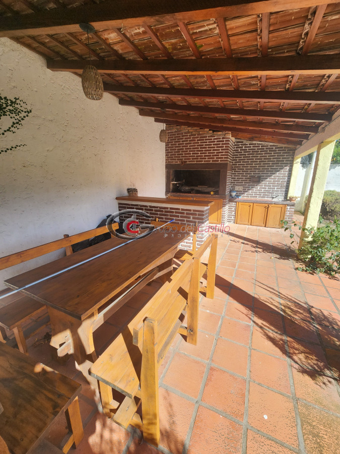 Casa ID.168 - Excelente Casa Punta Gorda Con Barbacoa Y Piscina