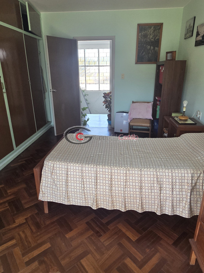 Casa ID.178 - Padron Unico En 2 Plantas En Una Inmejorable Zona De Punta Gorda