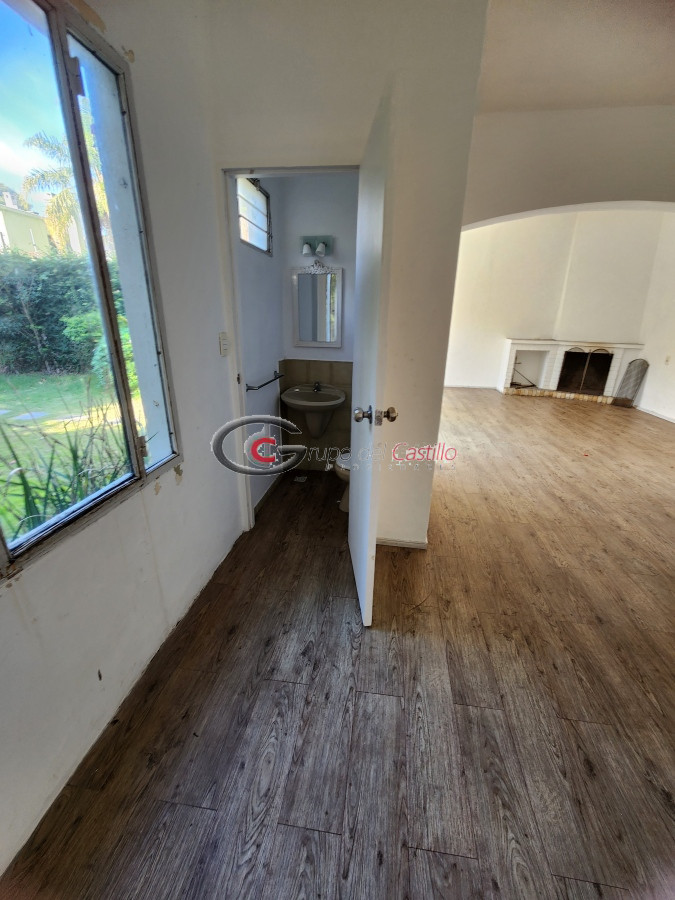 Casa ID.110 - BR ARTIGAS A METROS DEL CLUB DE GOLF