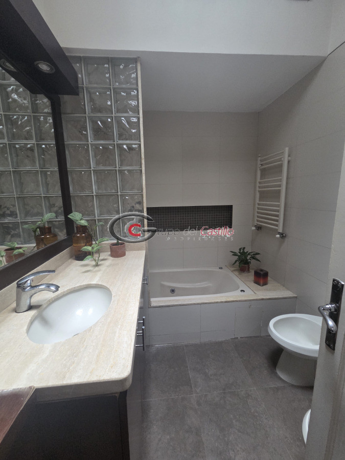 Casa ID.177 - EXCELENTE CASA PARA OFICINA U CONSULTORIOS