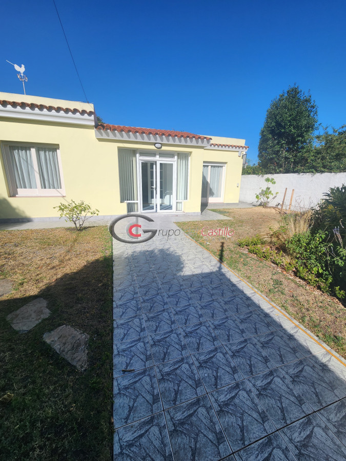 Casa ID.168 - Excelente Casa Punta Gorda Con Barbacoa Y Piscina