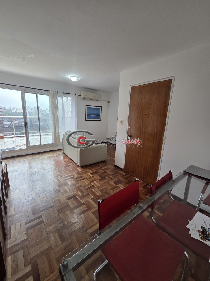 Apartamento ID.179 - EXCELENTE PENTHOUSE A PASOS DEL CLUB DE GOLF Y SHOPPING DE PUNTA CARRETAS