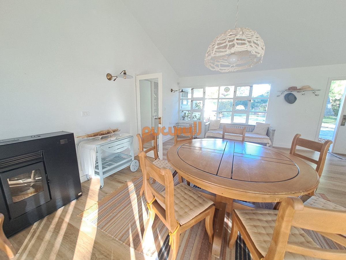 Casa ID.2908 - Lindísima Casa Reciclada - Zona Golf