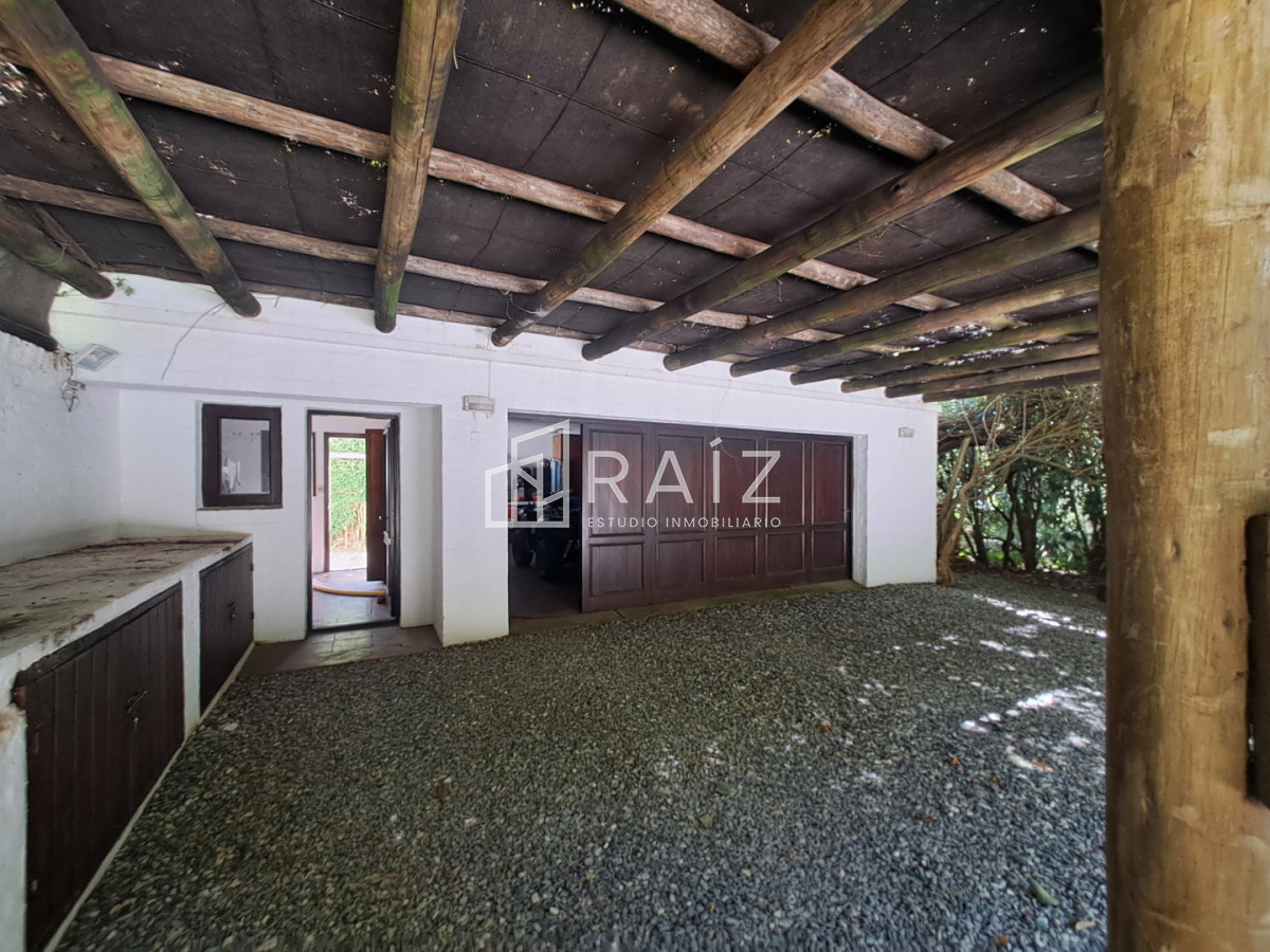 Casa ID.12255 - VENTA CASA 6 DORMITORIOS SOLANAS