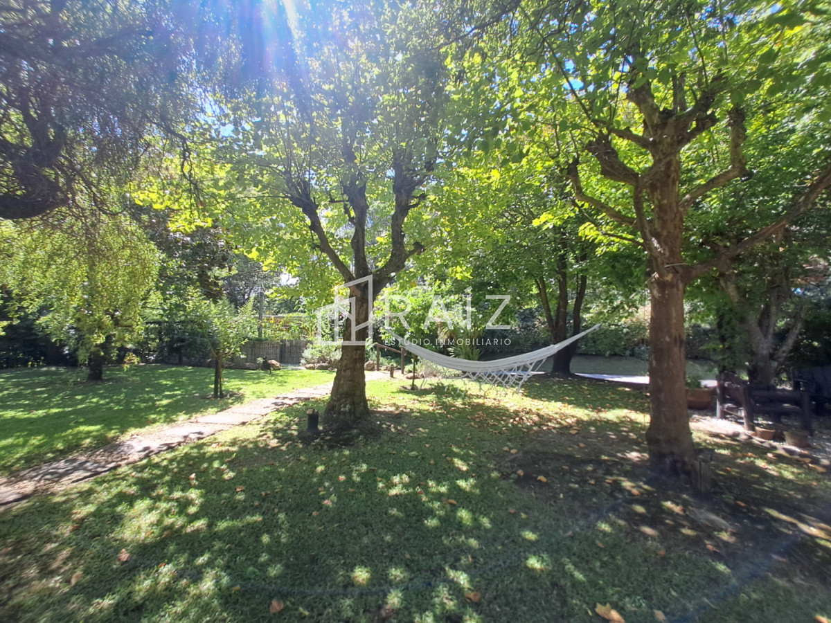 Casa ID.12255 - VENTA CASA 6 DORMITORIOS SOLANAS