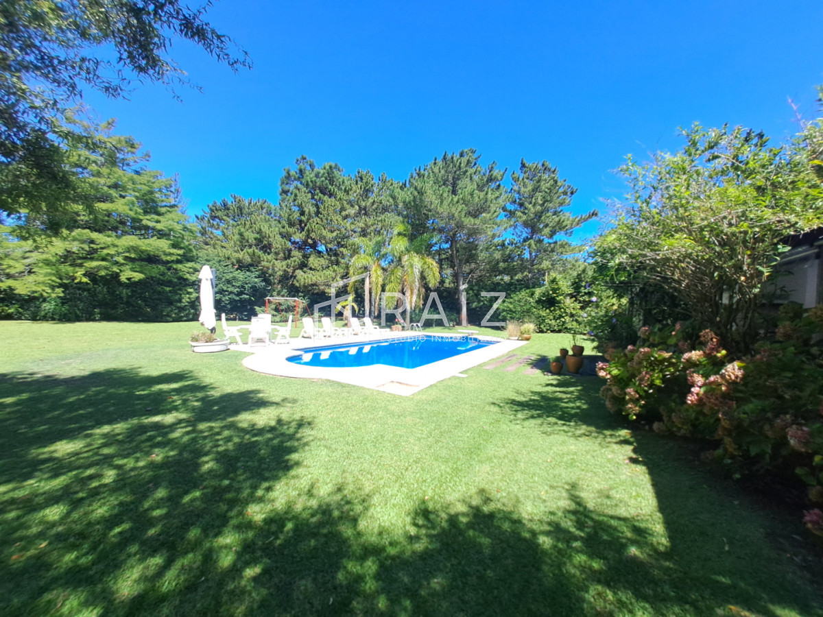 Casa ID.12255 - VENTA CASA 6 DORMITORIOS SOLANAS