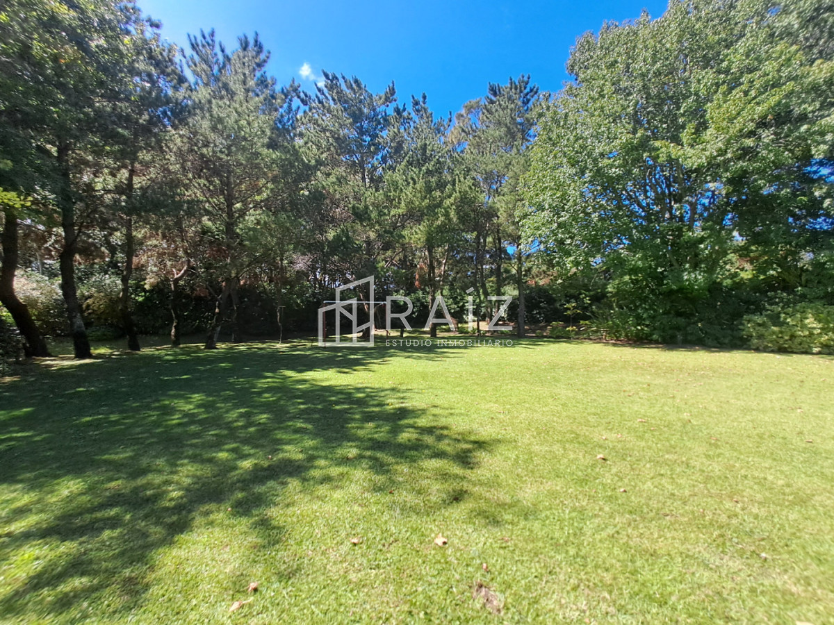Casa ID.12255 - VENTA CASA 6 DORMITORIOS SOLANAS