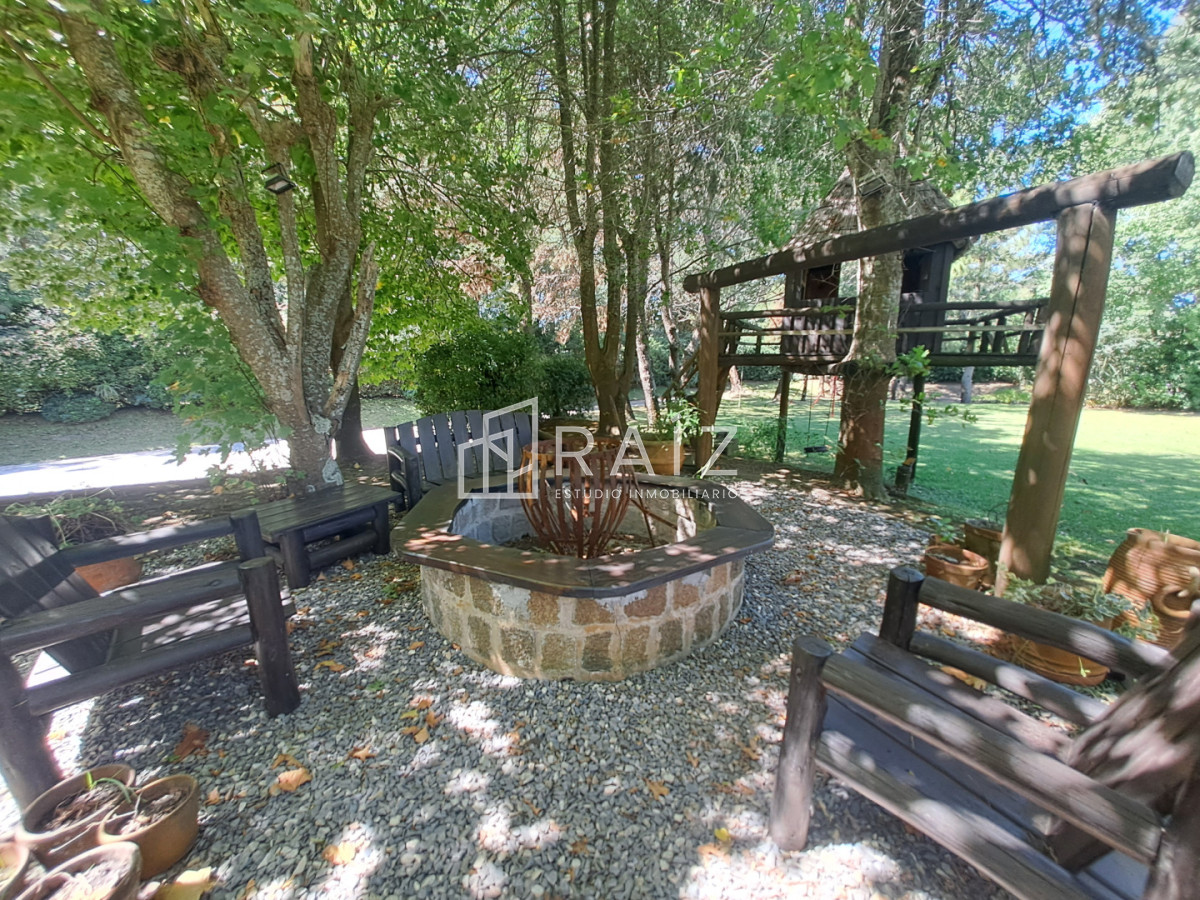 Casa ID.12255 - VENTA CASA 6 DORMITORIOS SOLANAS
