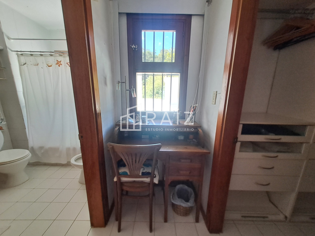 Casa ID.12255 - VENTA CASA 6 DORMITORIOS SOLANAS