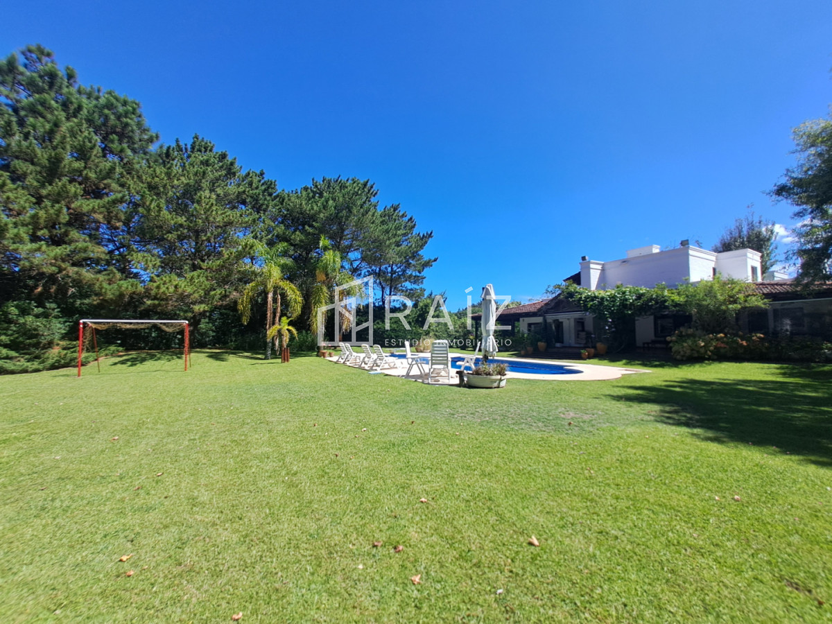 Casa ID.12255 - VENTA CASA 6 DORMITORIOS SOLANAS