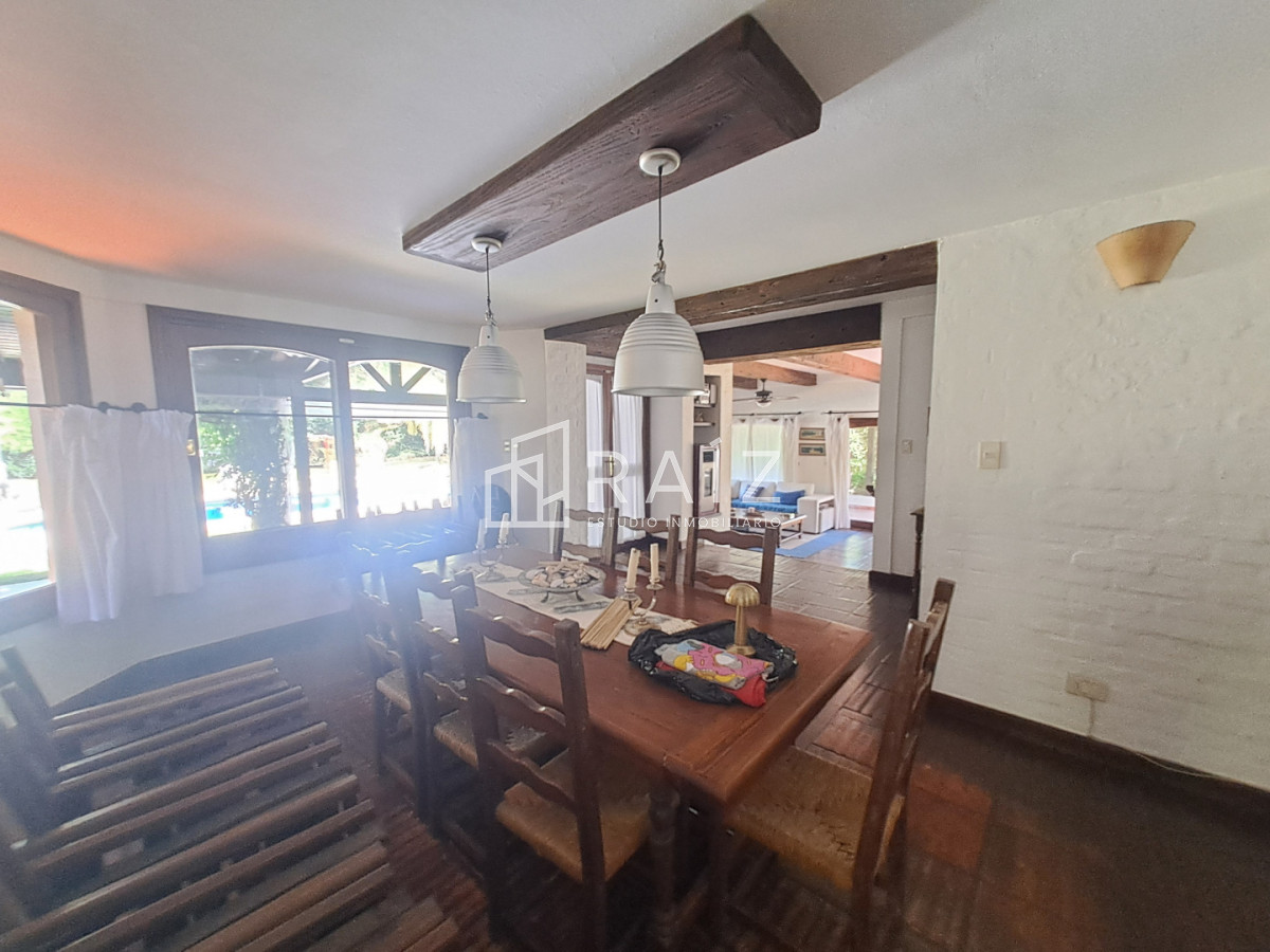 Casa ID.12255 - VENTA CASA 6 DORMITORIOS SOLANAS
