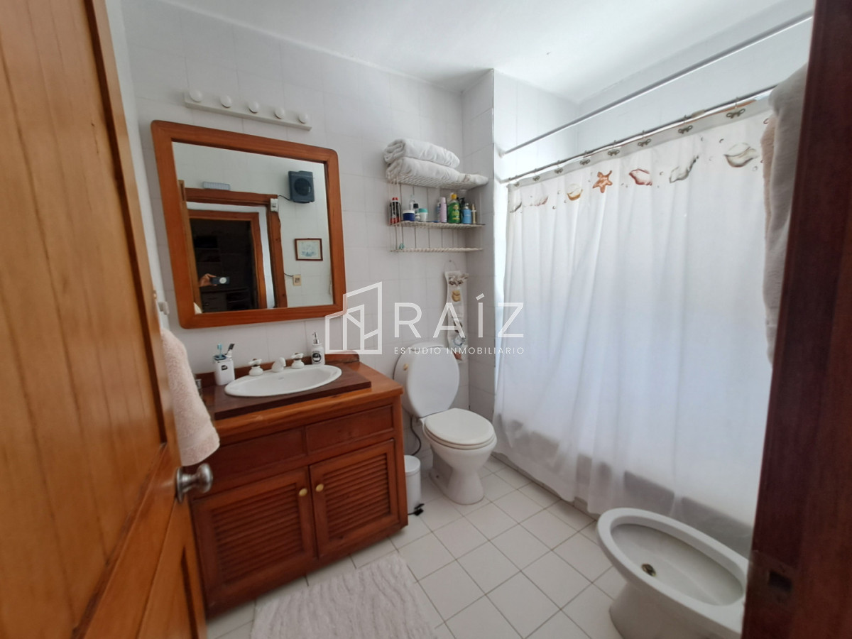 Casa ID.12255 - VENTA CASA 6 DORMITORIOS SOLANAS
