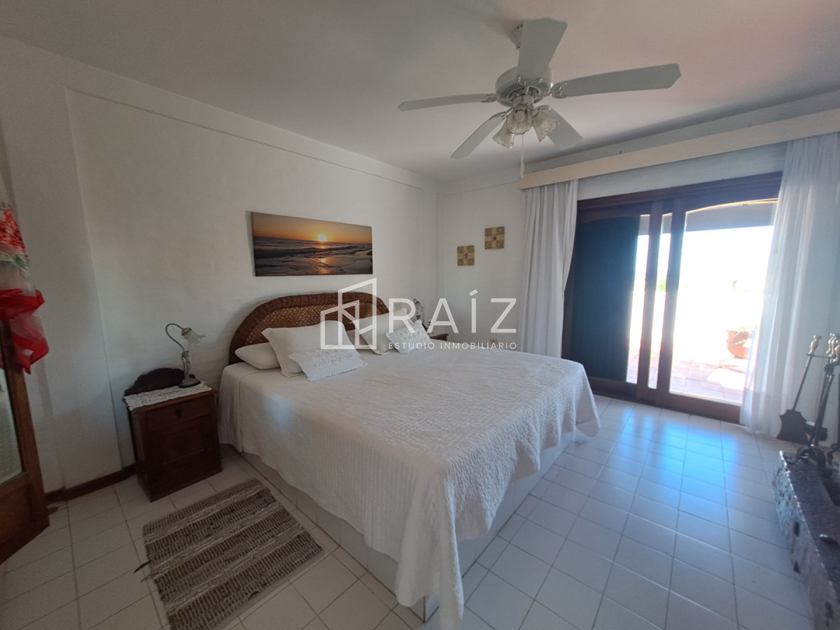 Casa ID.12255 - VENTA CASA 6 DORMITORIOS SOLANAS