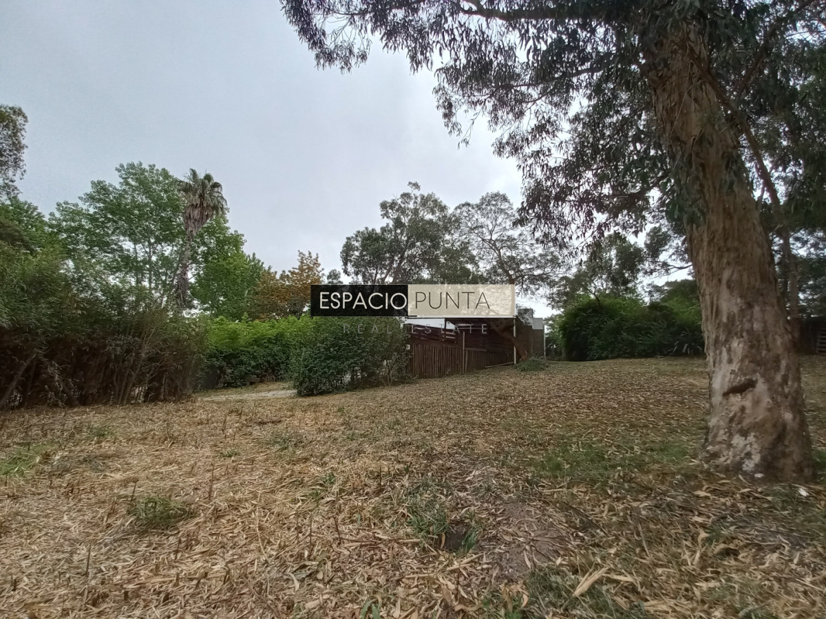 Casa ID.4844 - Lindisima Casa en El Tesoro 3 dormitorios parrilla