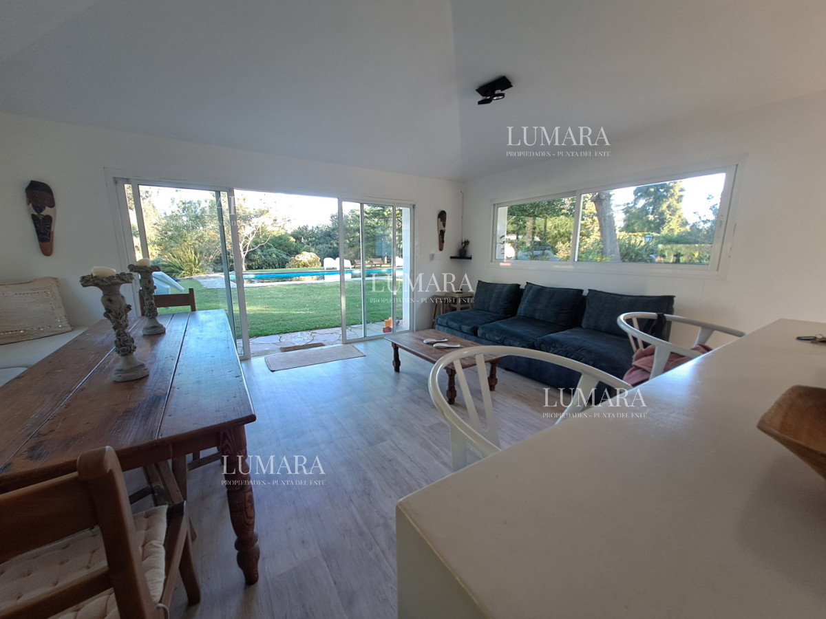 Casa ID.3453 - Lindísima Casa Reciclada - Zona Golf