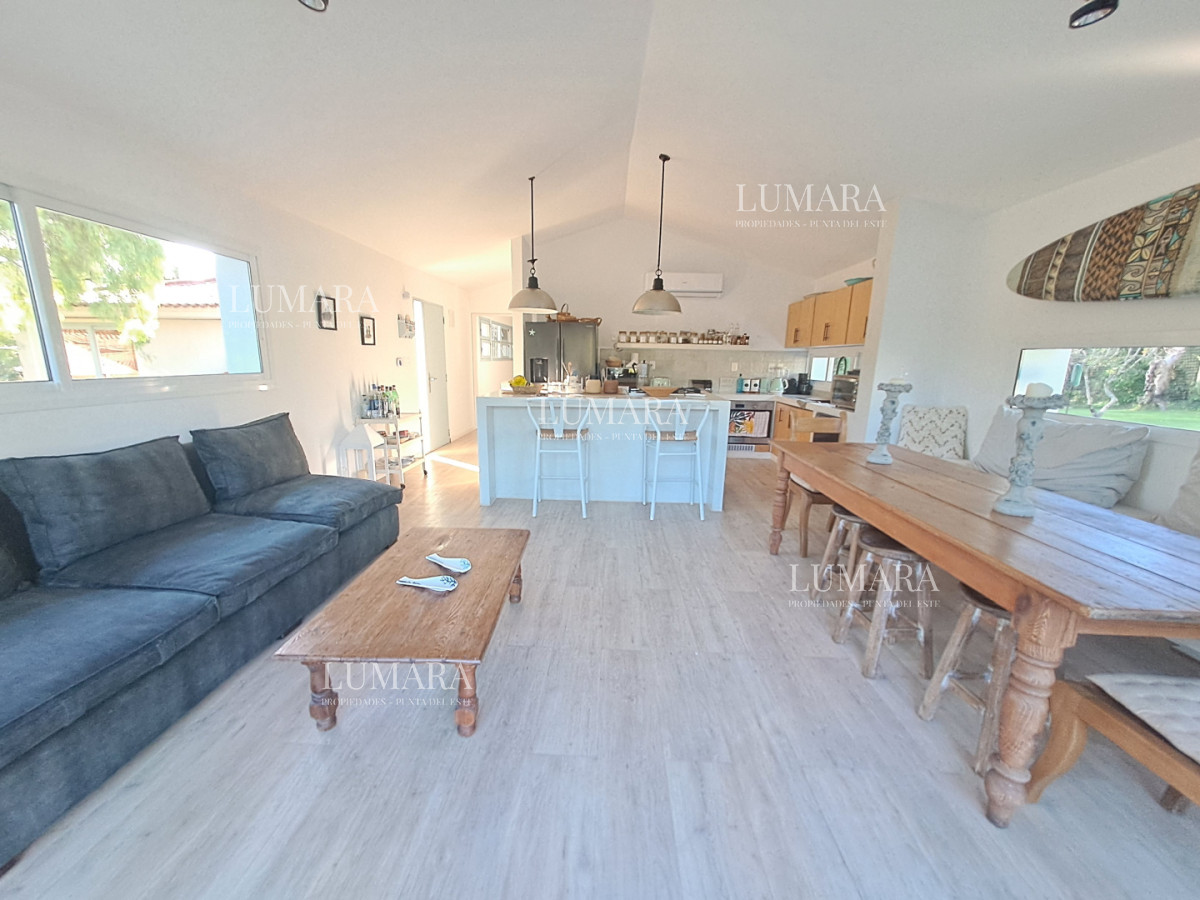 Casa ID.3453 - Lindísima Casa Reciclada - Zona Golf