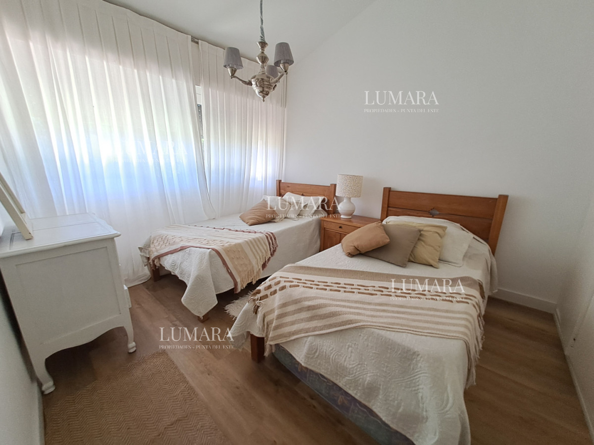 Casa ID.3453 - Lindísima Casa Reciclada - Zona Golf