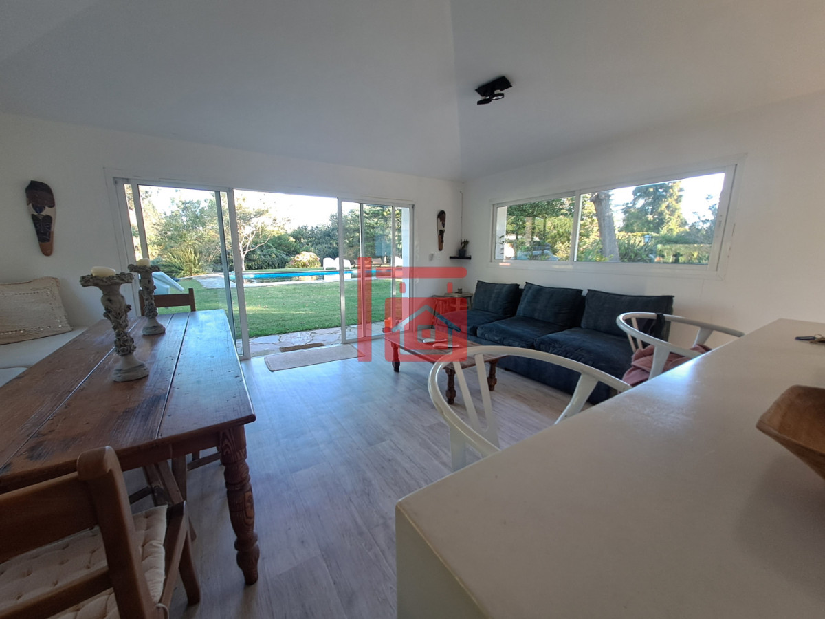 Casa ID.791 - Lindísima Casa Reciclada - Zona Golf