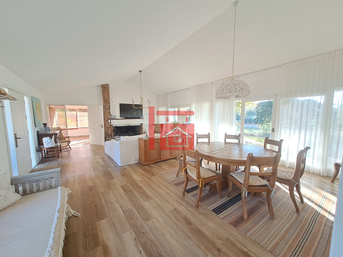 Casa ID.791 - Lindísima Casa Reciclada - Zona Golf