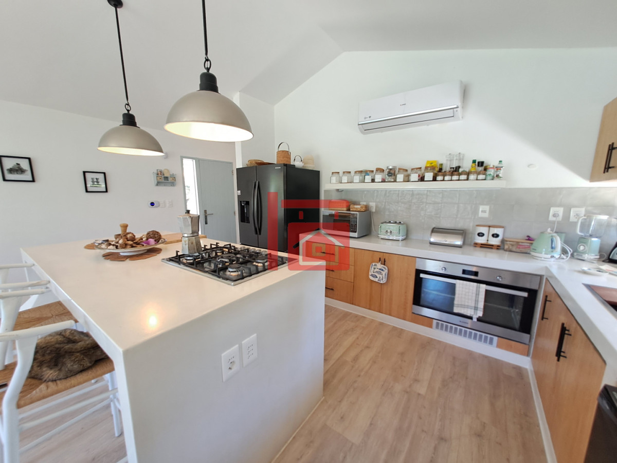 Casa ID.791 - Lindísima Casa Reciclada - Zona Golf